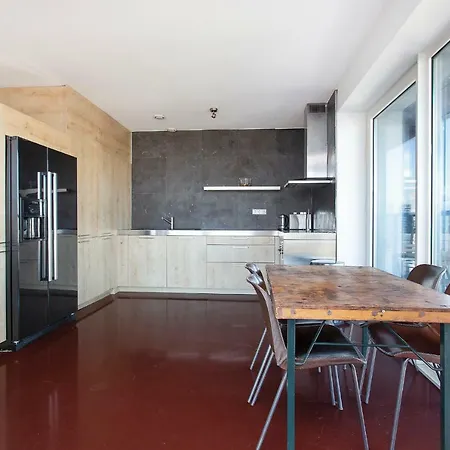 Mycitylofts Calypso Tower